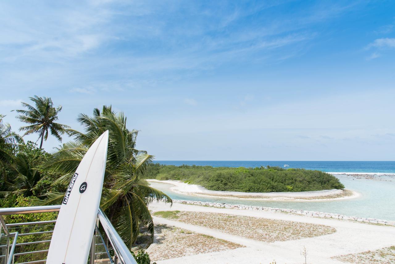 Hotel Reef Edge Thulusdhoo, Maldives Extérieur photo
